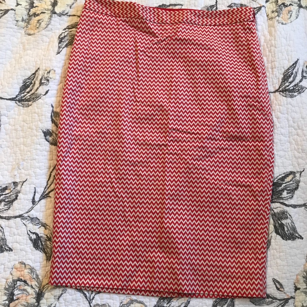 Red Patterned Pencil Skirt